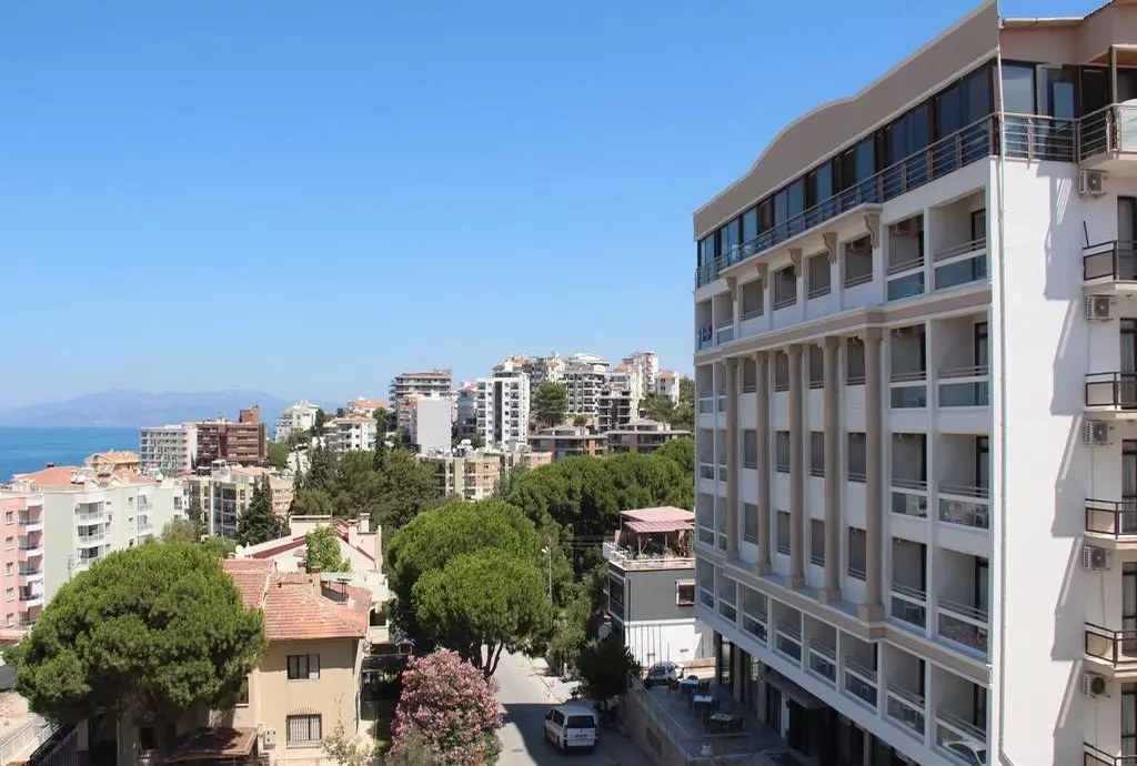 hotel esat kusadasi_shabavizparvaz_01.jpg